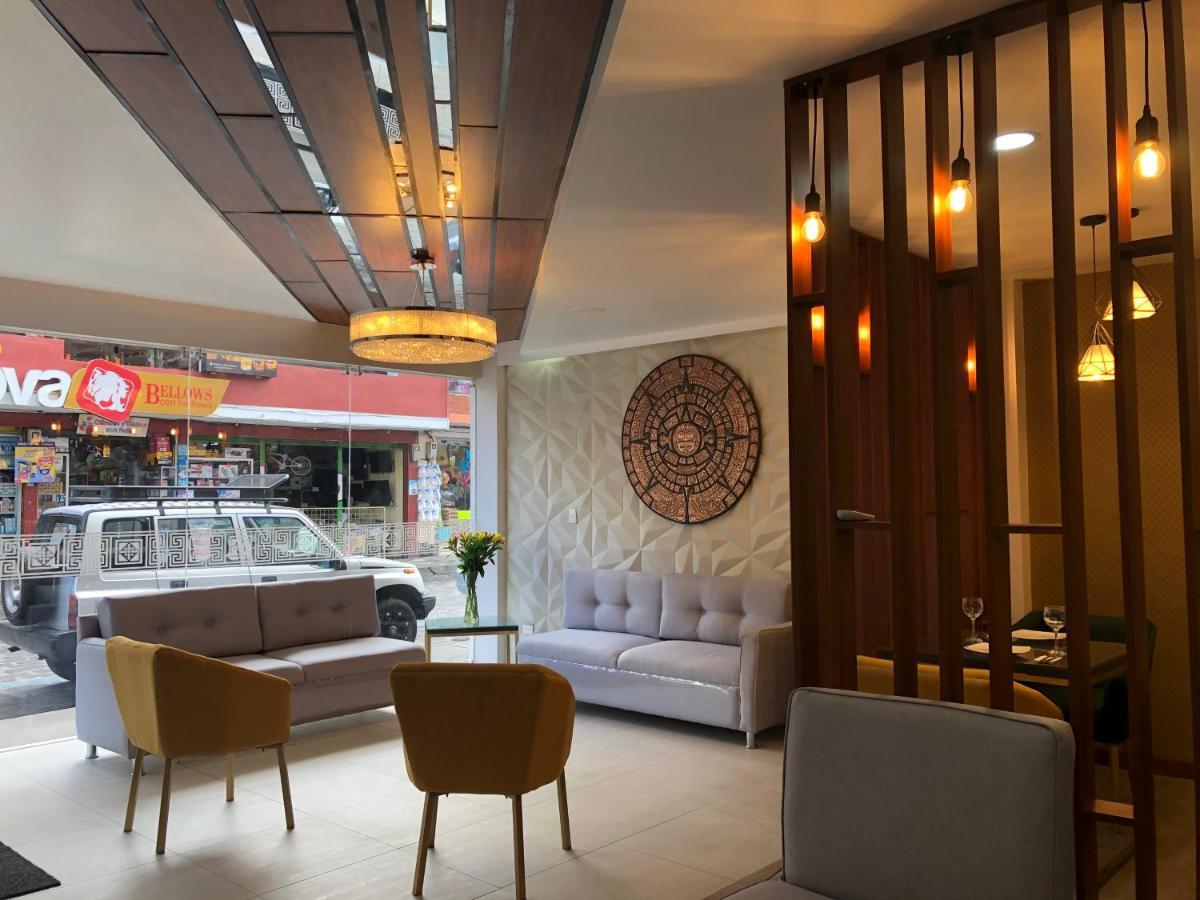 Hotel Makroz Latacunga Kültér fotó